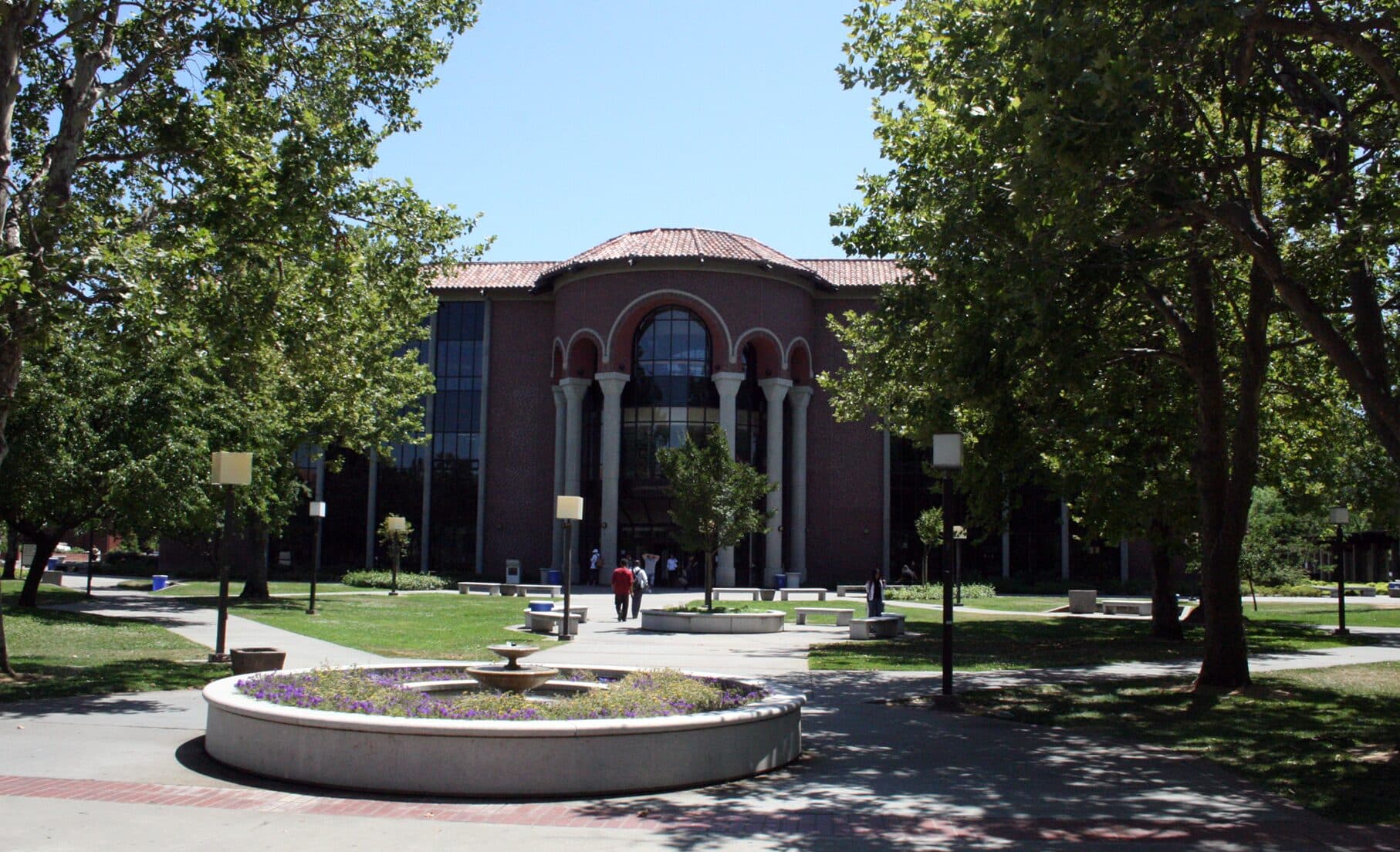 The library quad at Sacramento City College, next to Hollywood Park